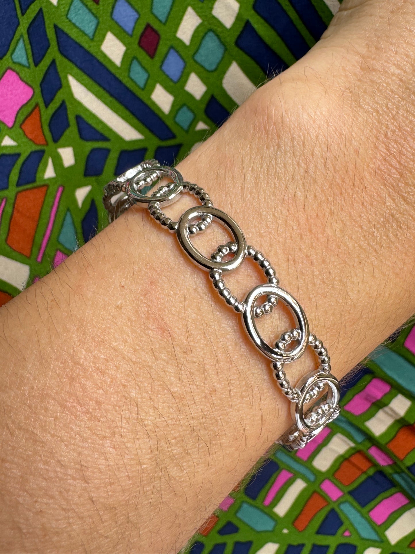 Steel bracelet links