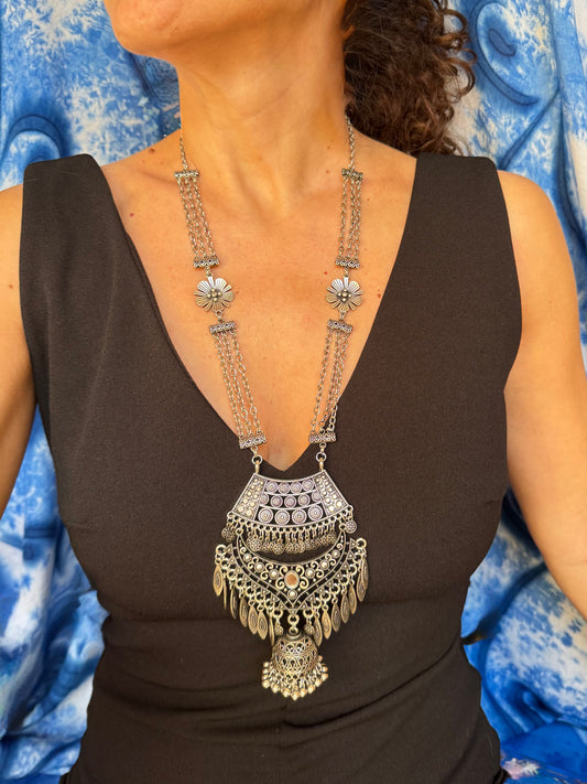 Collana indiana lunga campanella