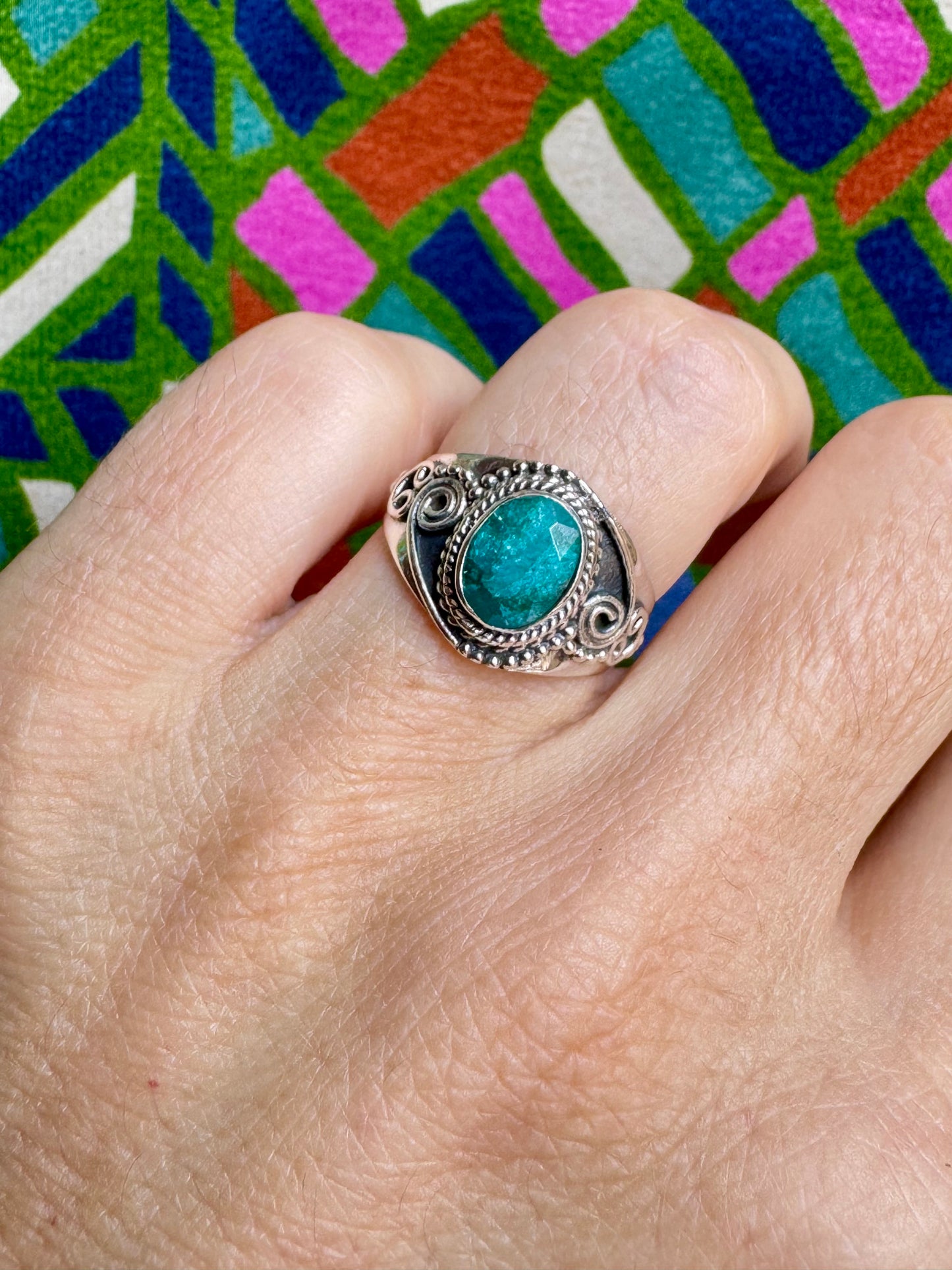 925 silver ring with emerald root size 13 - G59