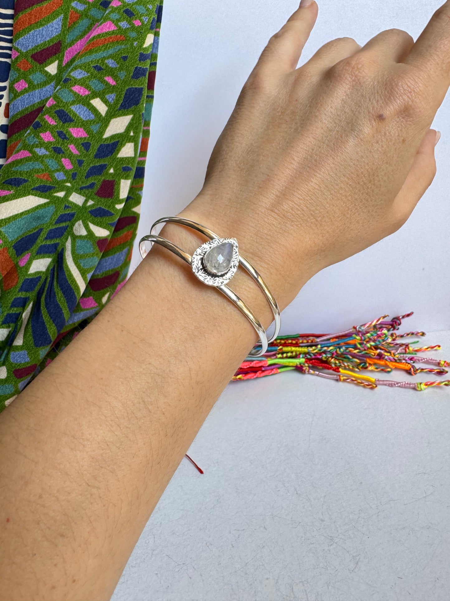 Bracciale boho argentato pietra di luna