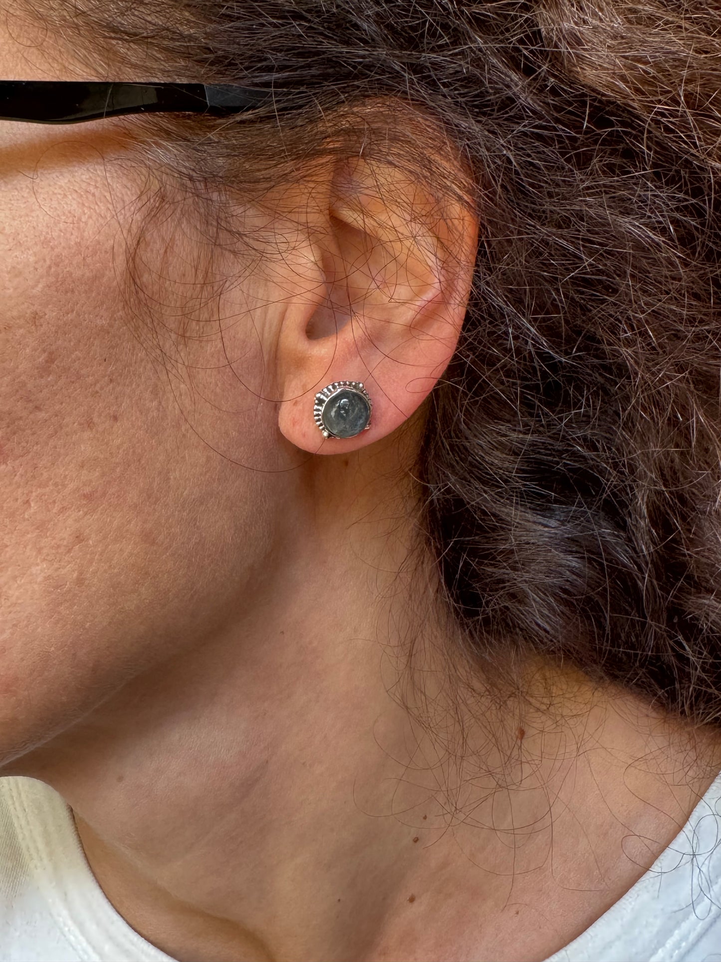 925 silver labradorite stud earrings