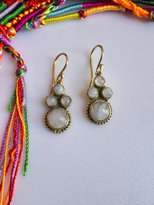 Orecchini boho dorato pietra di luna V5