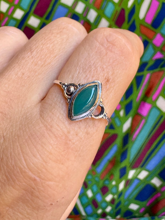 925 silver chrysoprase ring size 19 - G57