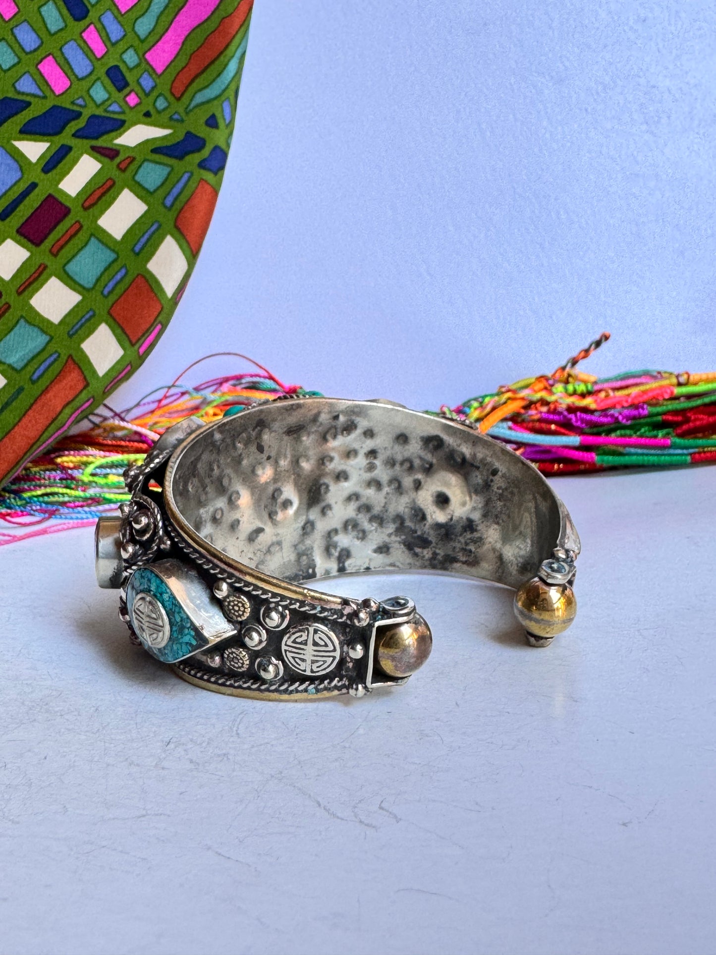 Bracciale rigido nepalese vintage