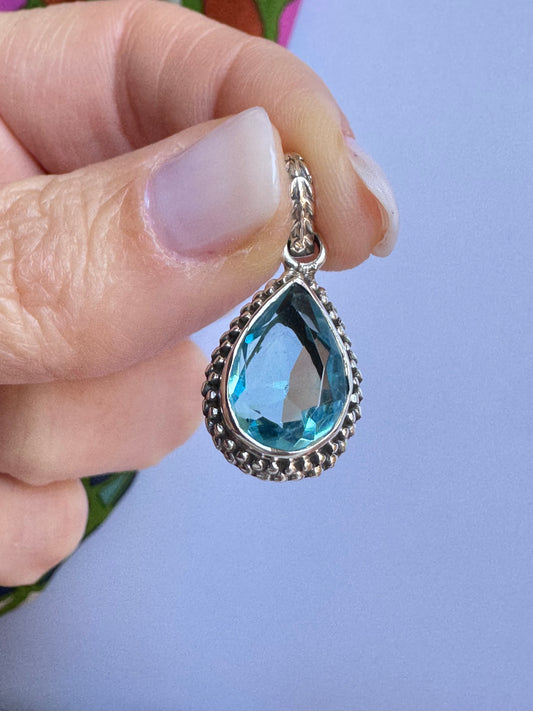 925 Sterling Silver Aquamarine 4K Pendant