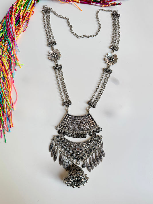 Collana indiana lunga campanella