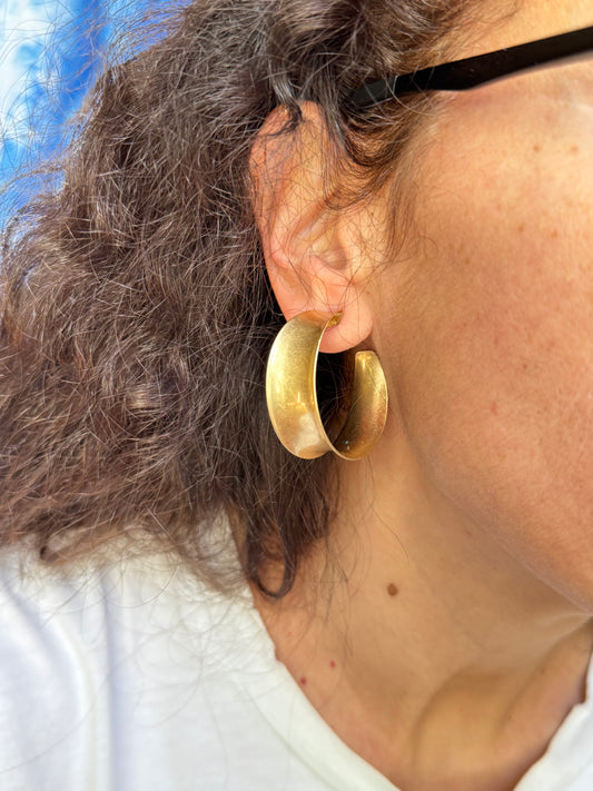 Satin golden circle earrings