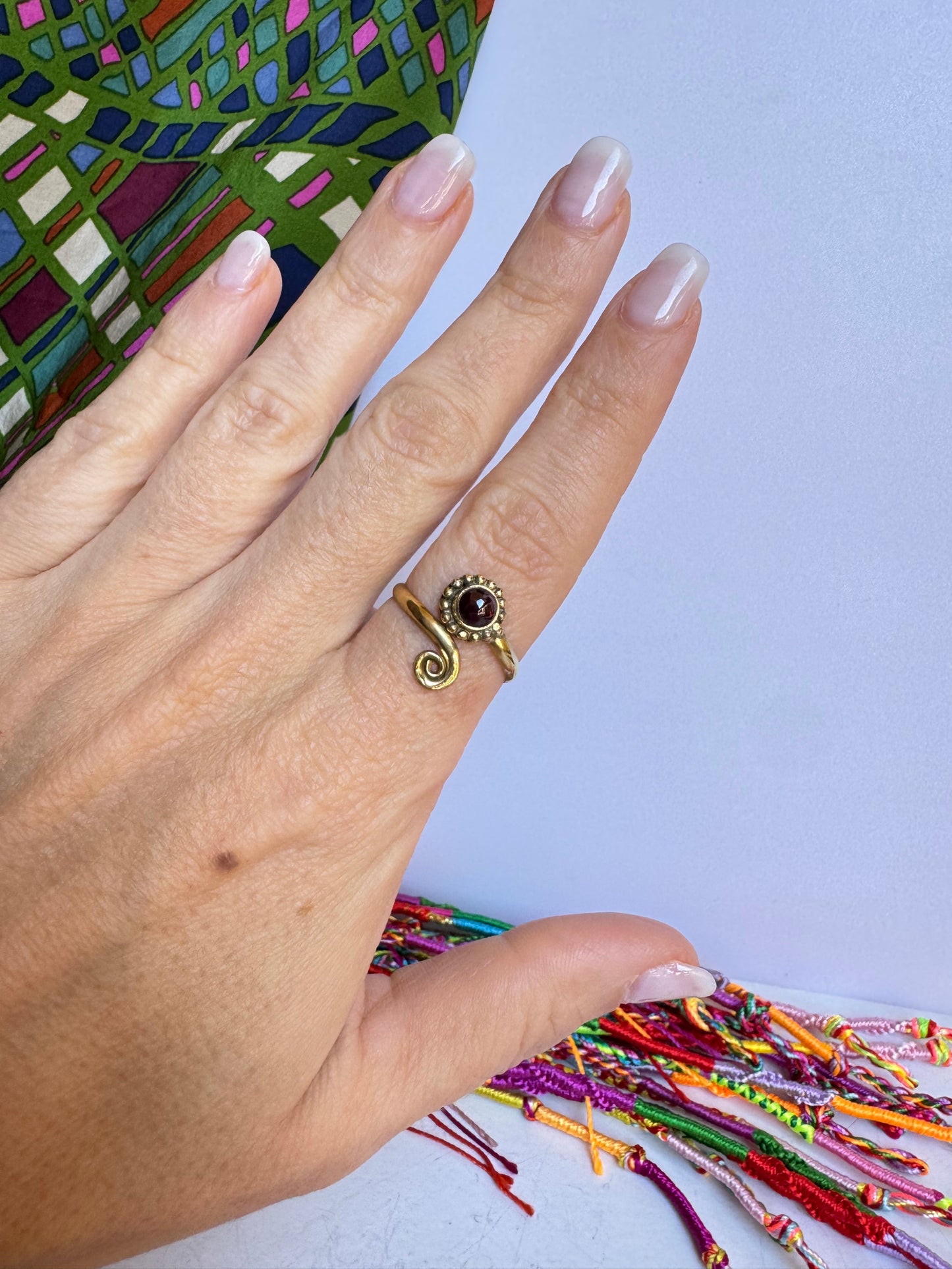 Anello boho dorato rosso