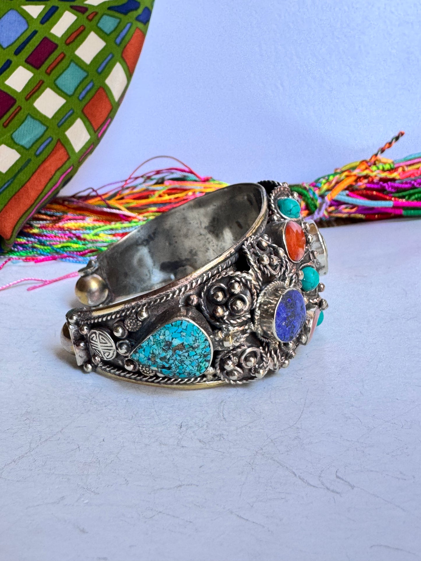 Bracciale rigido nepalese vintage