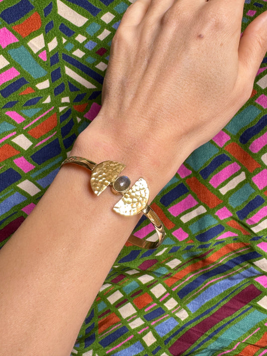 Goldenes Labradorit-Boho-Armband