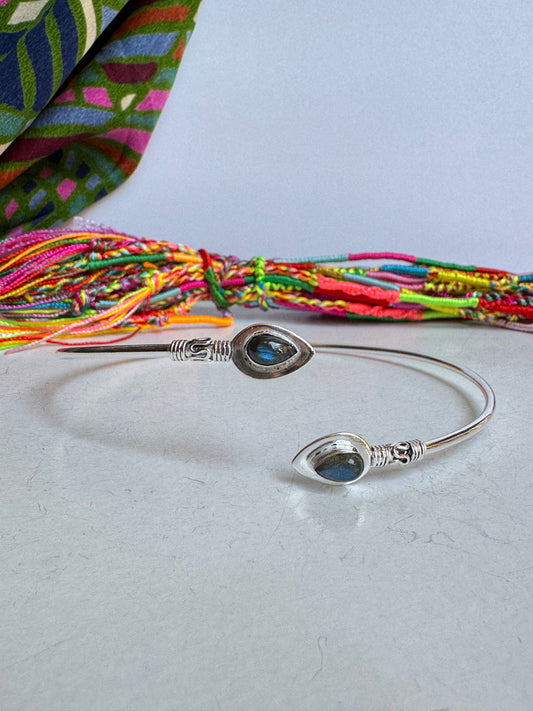 Bracciale braccio boho argentato labradorite