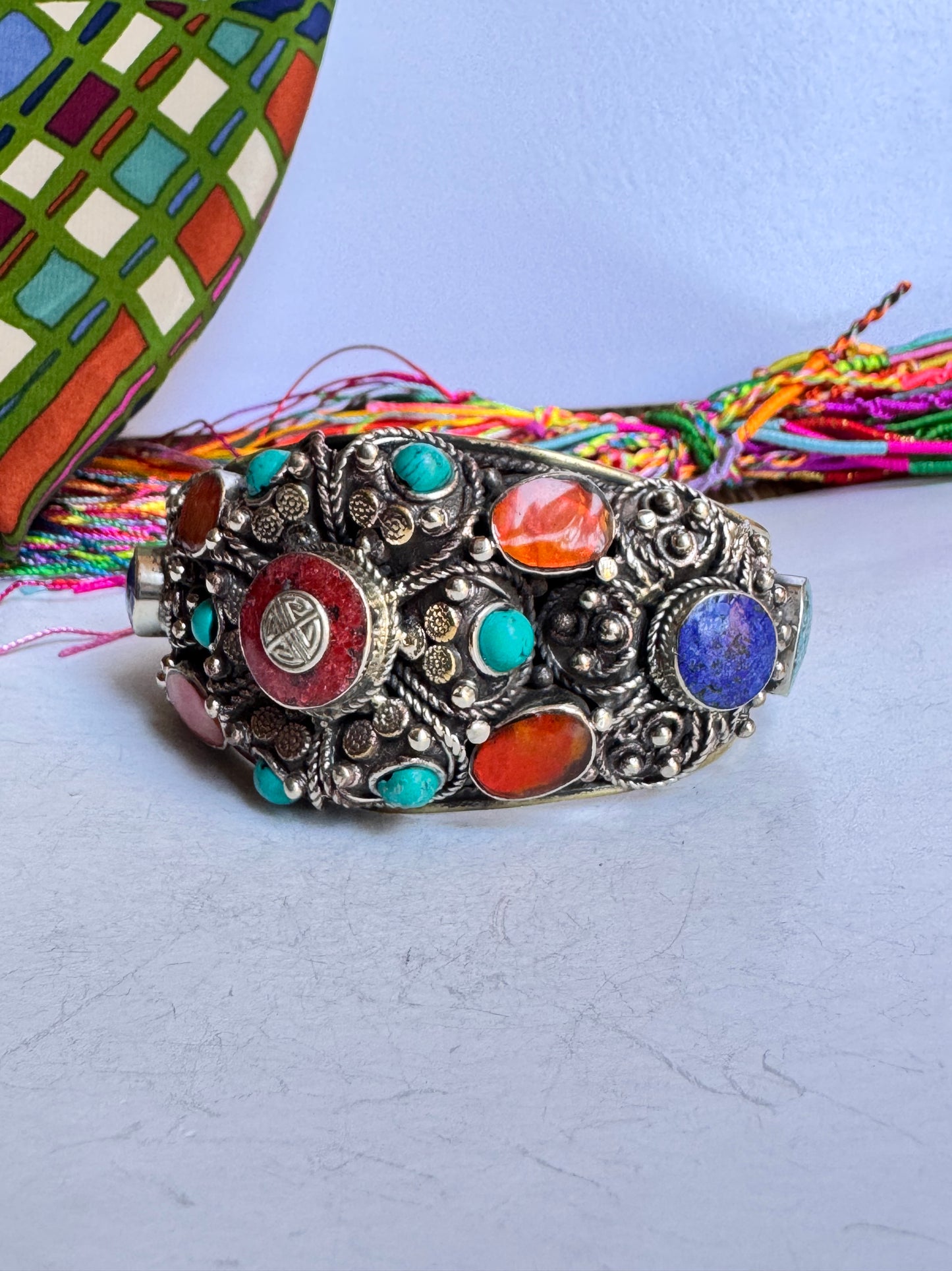 Bracciale rigido nepalese vintage
