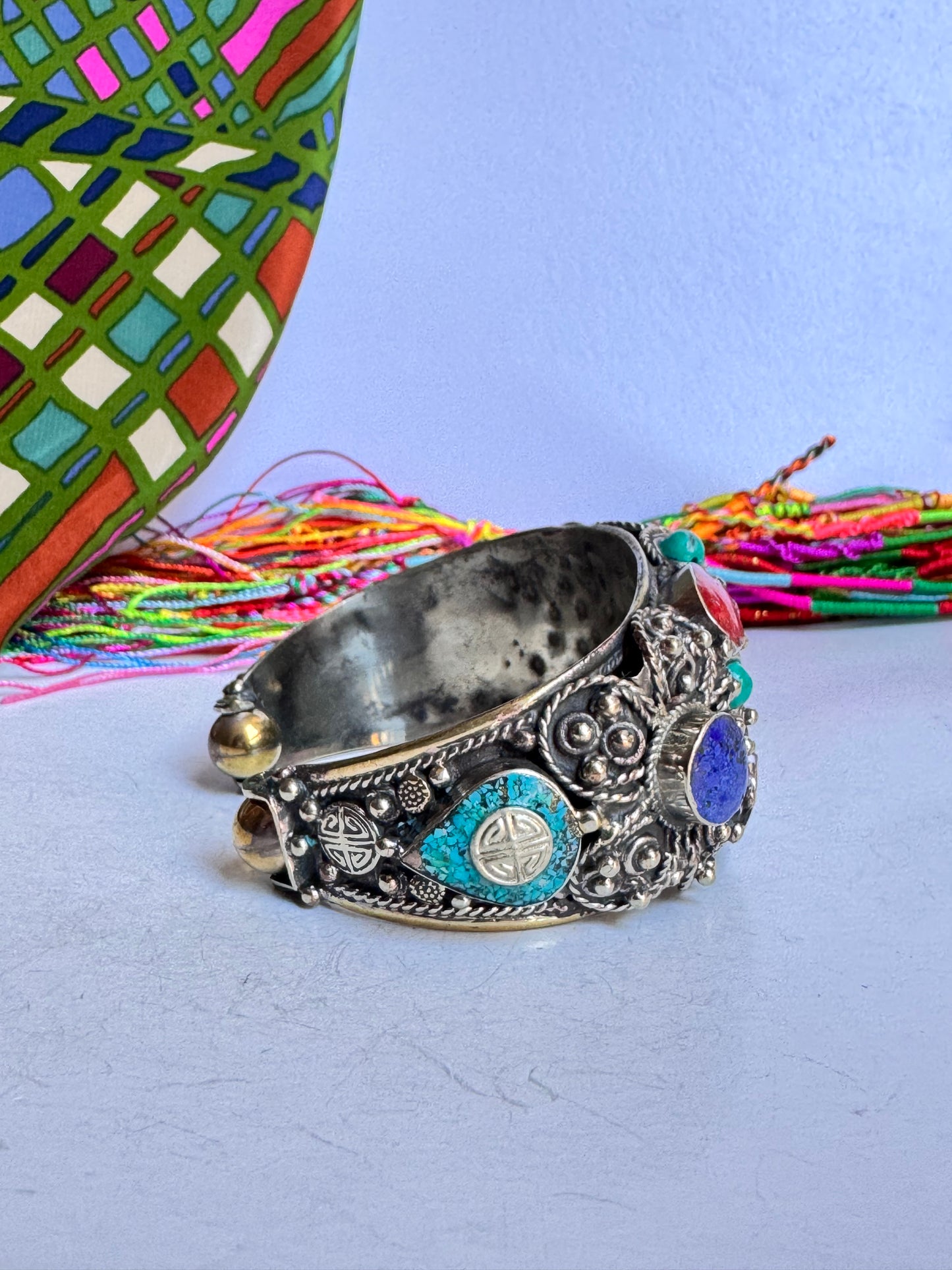 Bracciale rigido nepalese vintage