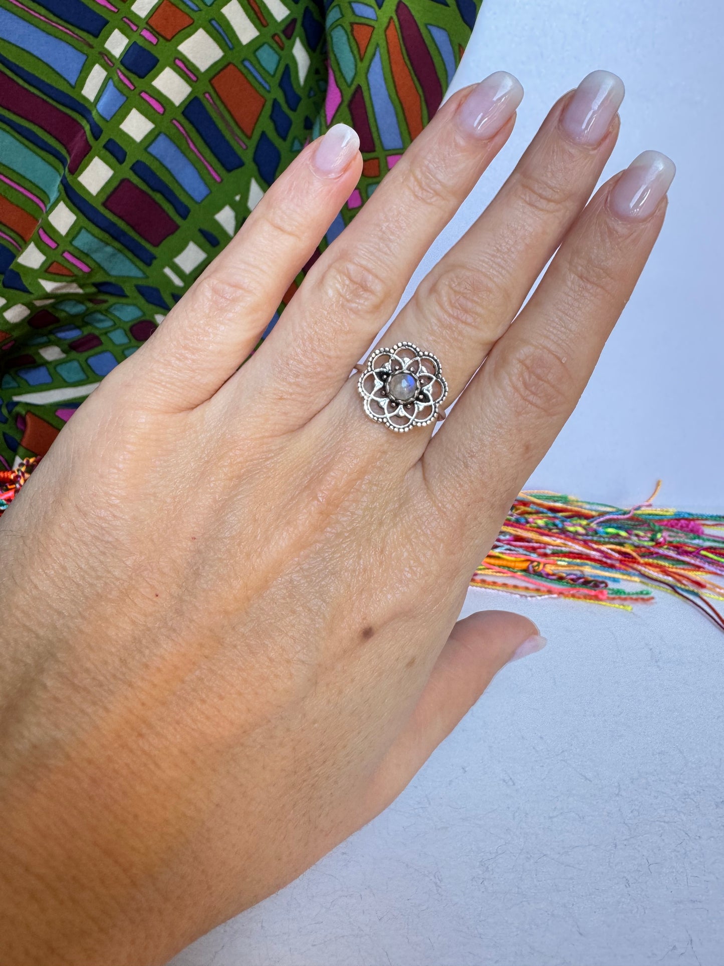 Anello boho argentato pietra di luna