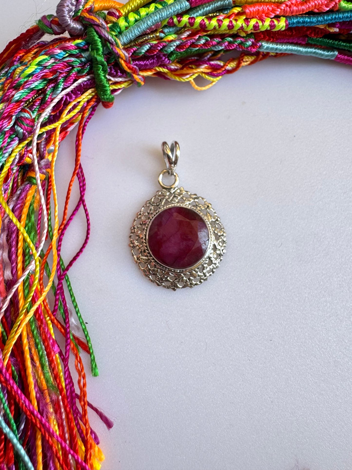 925 silver pendant with ruby ​​root 9L