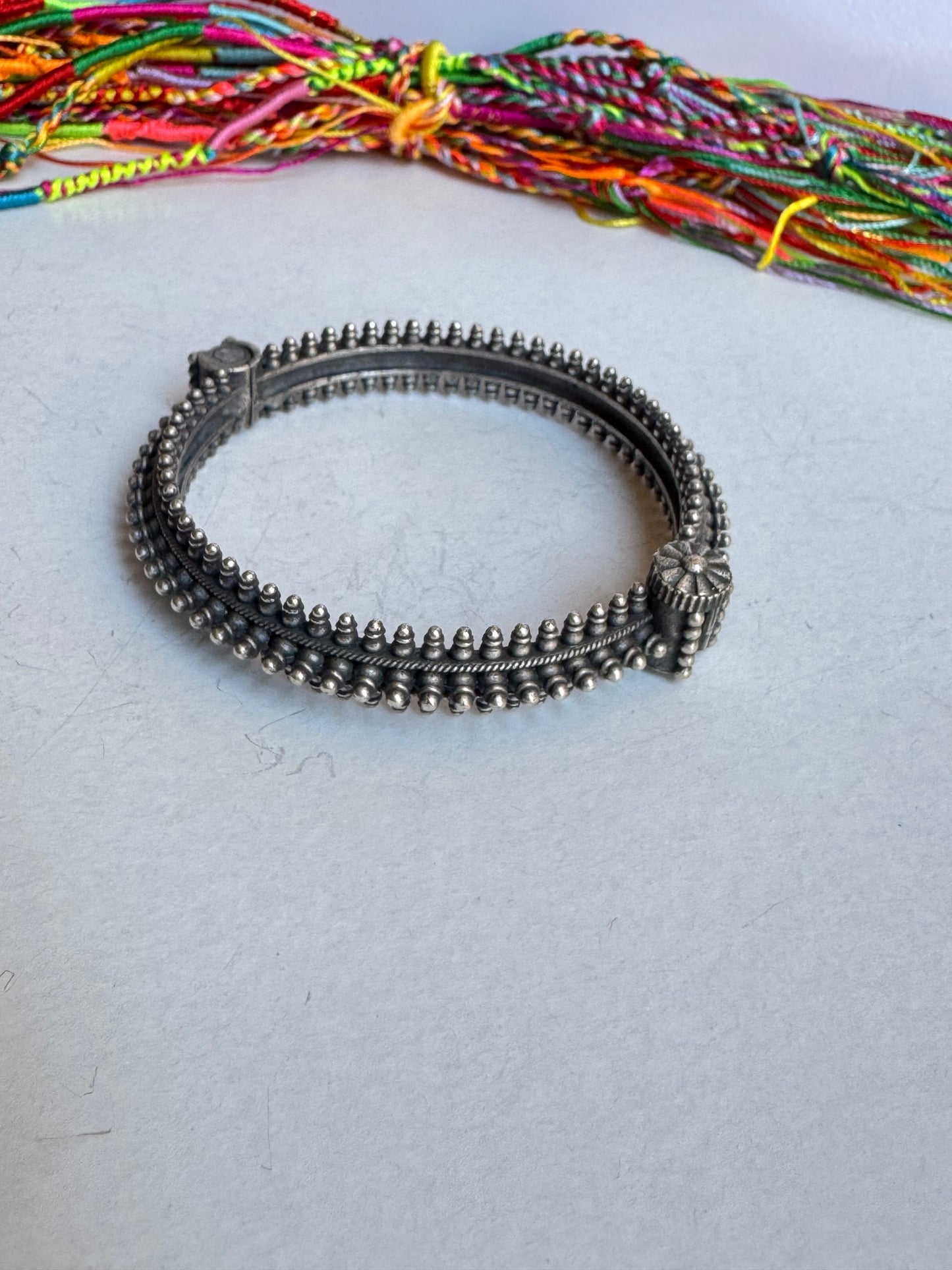 Bracciale bangle argentato