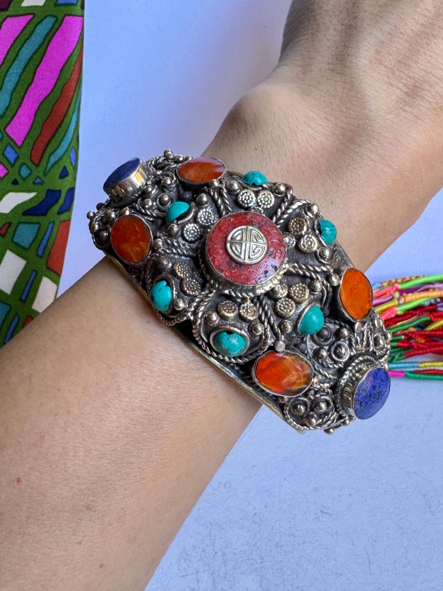 Bracciale rigido nepalese vintage