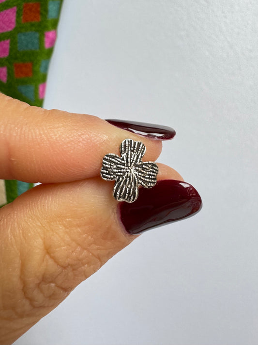 925 silver four-leaf clover single lobe earring