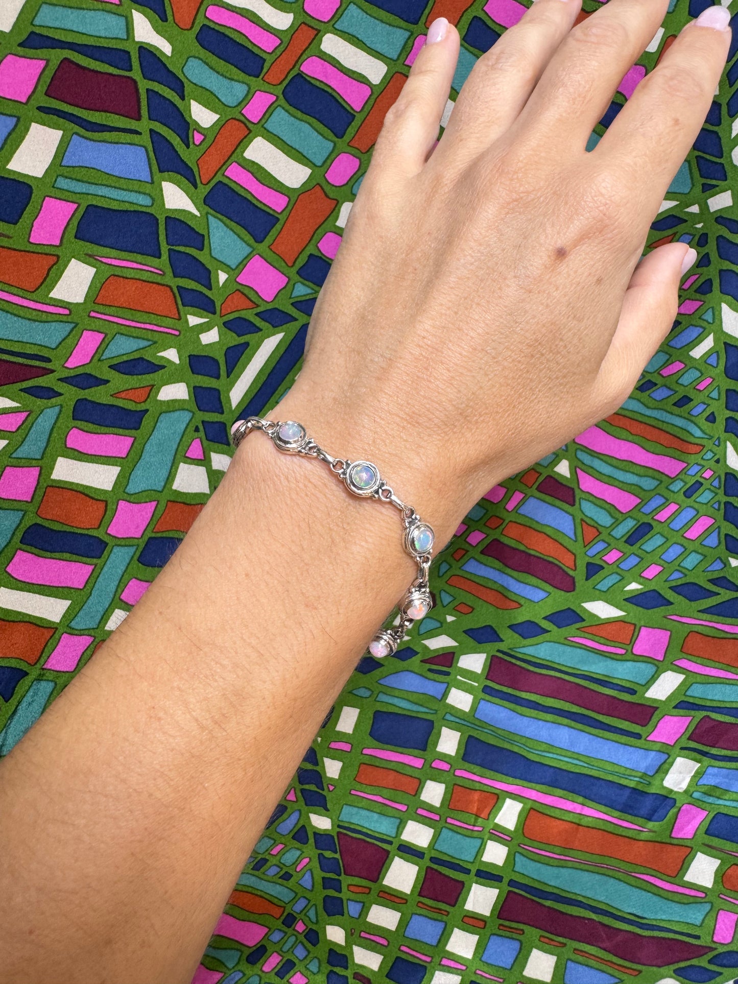 925 Silber Armband mit weißem Opal B51