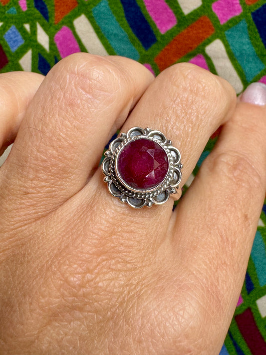 925 silver ring with ruby ​​root, size 14 - 16 AM