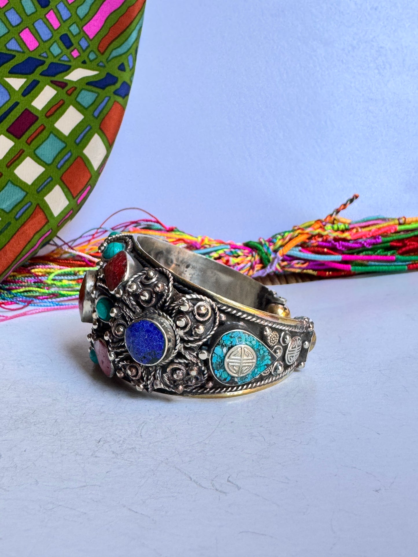 Bracciale rigido nepalese vintage
