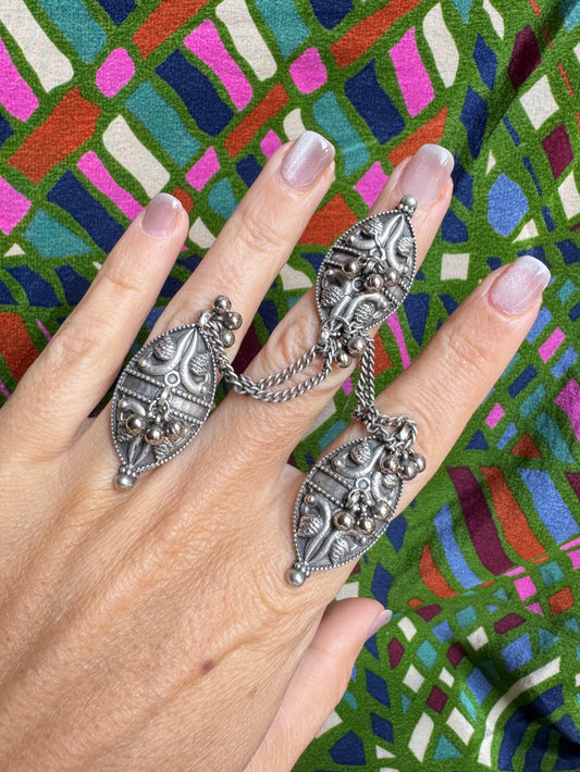 Antique vintage triple ring