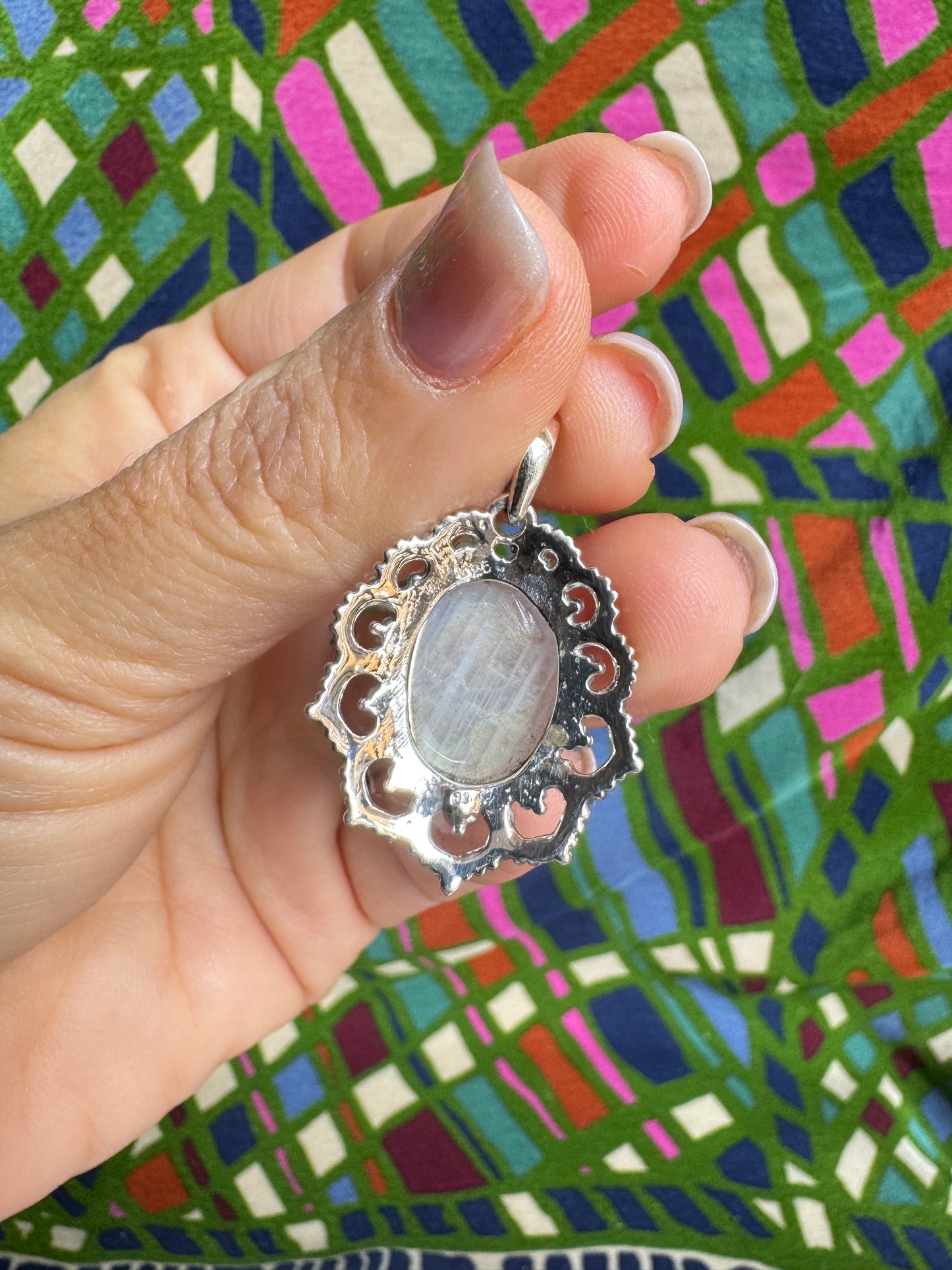 925 Silver Rainbow Moonstone Pendant 16L