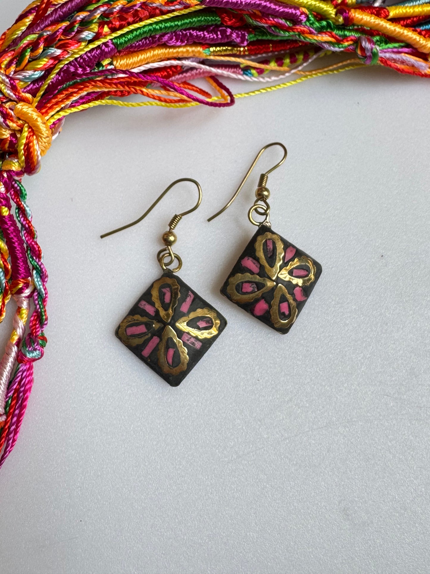 Orecchini mosaico nepalesi rosa