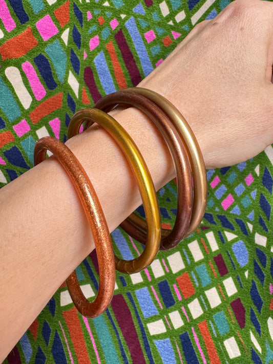 4-teiliges Gold-Armreif-Mix in Gold