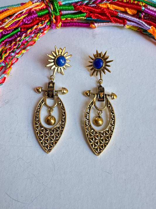 Orecchini boho dorato sole blu