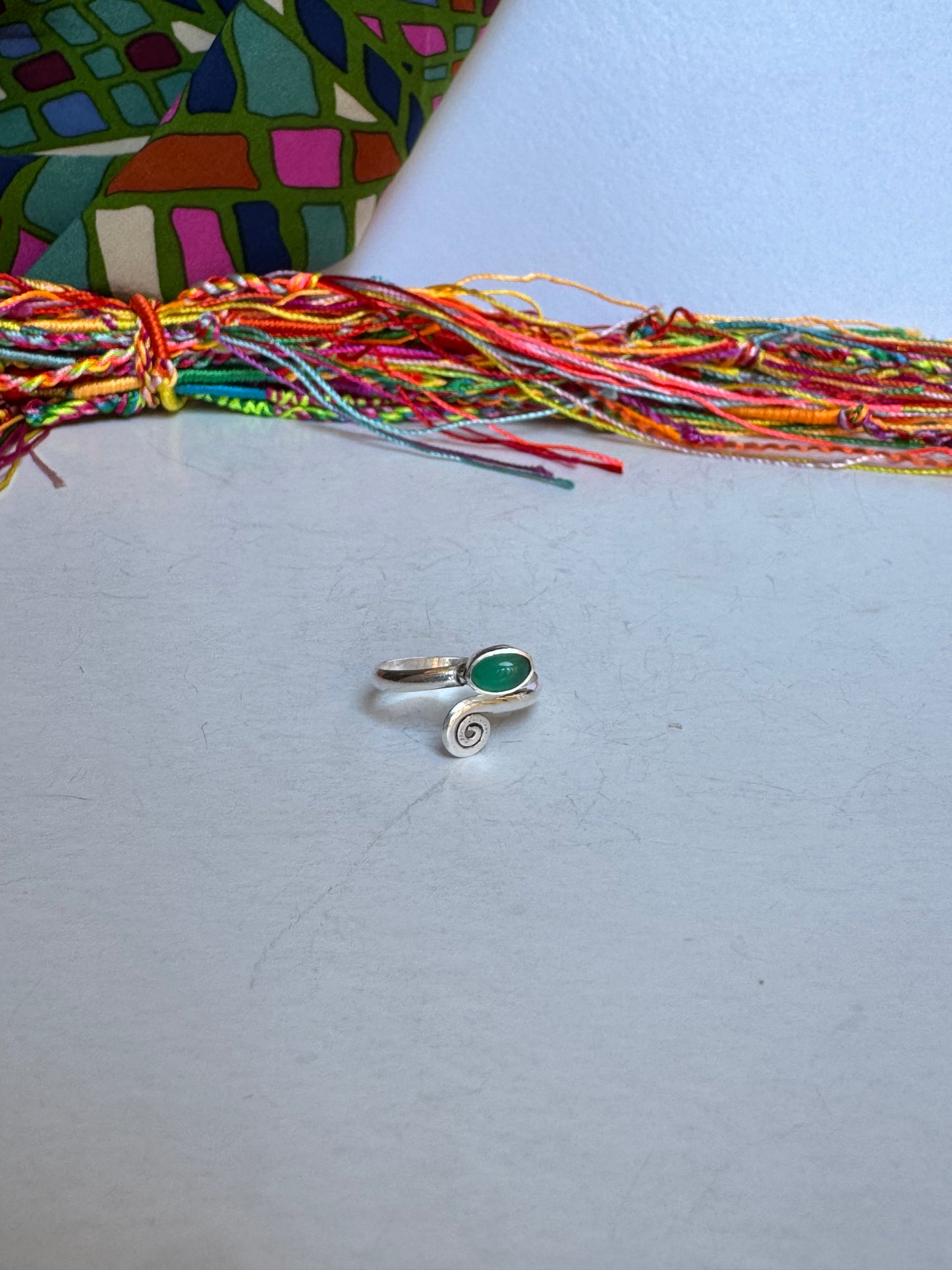 Anello boho argentato verde