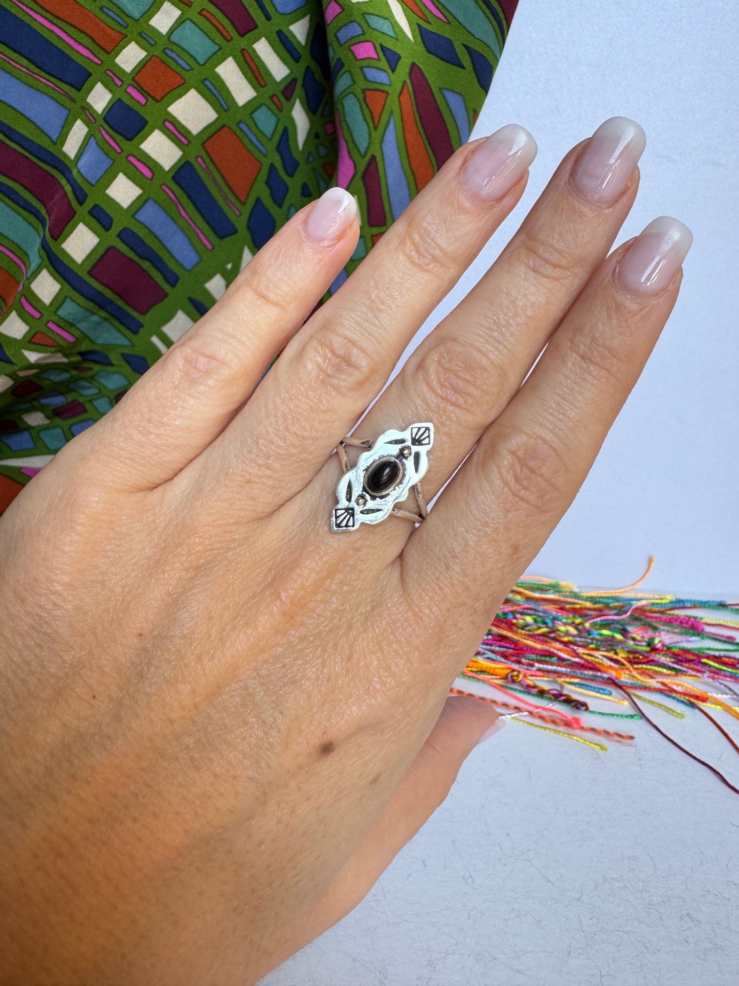 Anello boho argentato onice nero