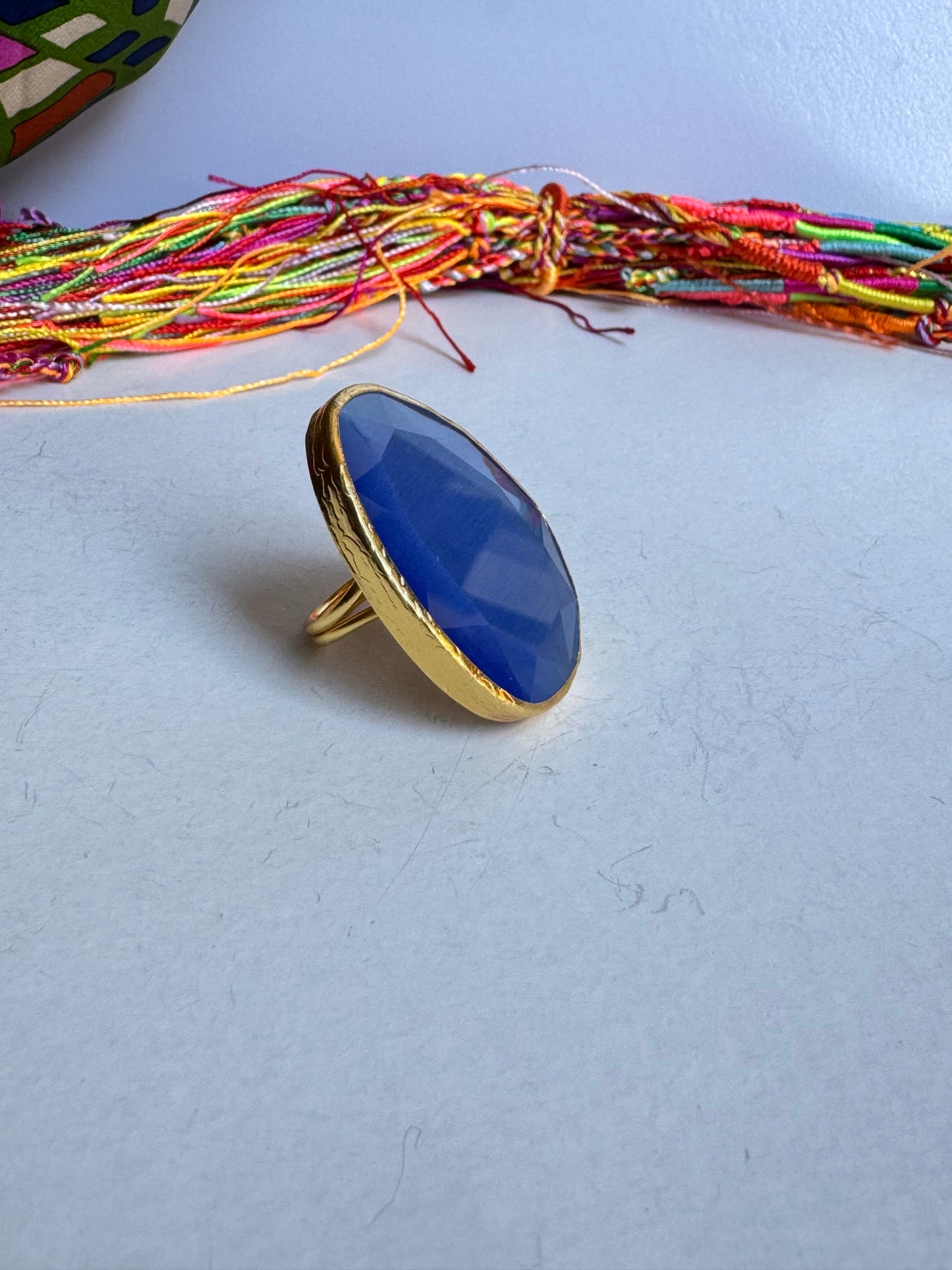 Anello dorato big carta da zucchero