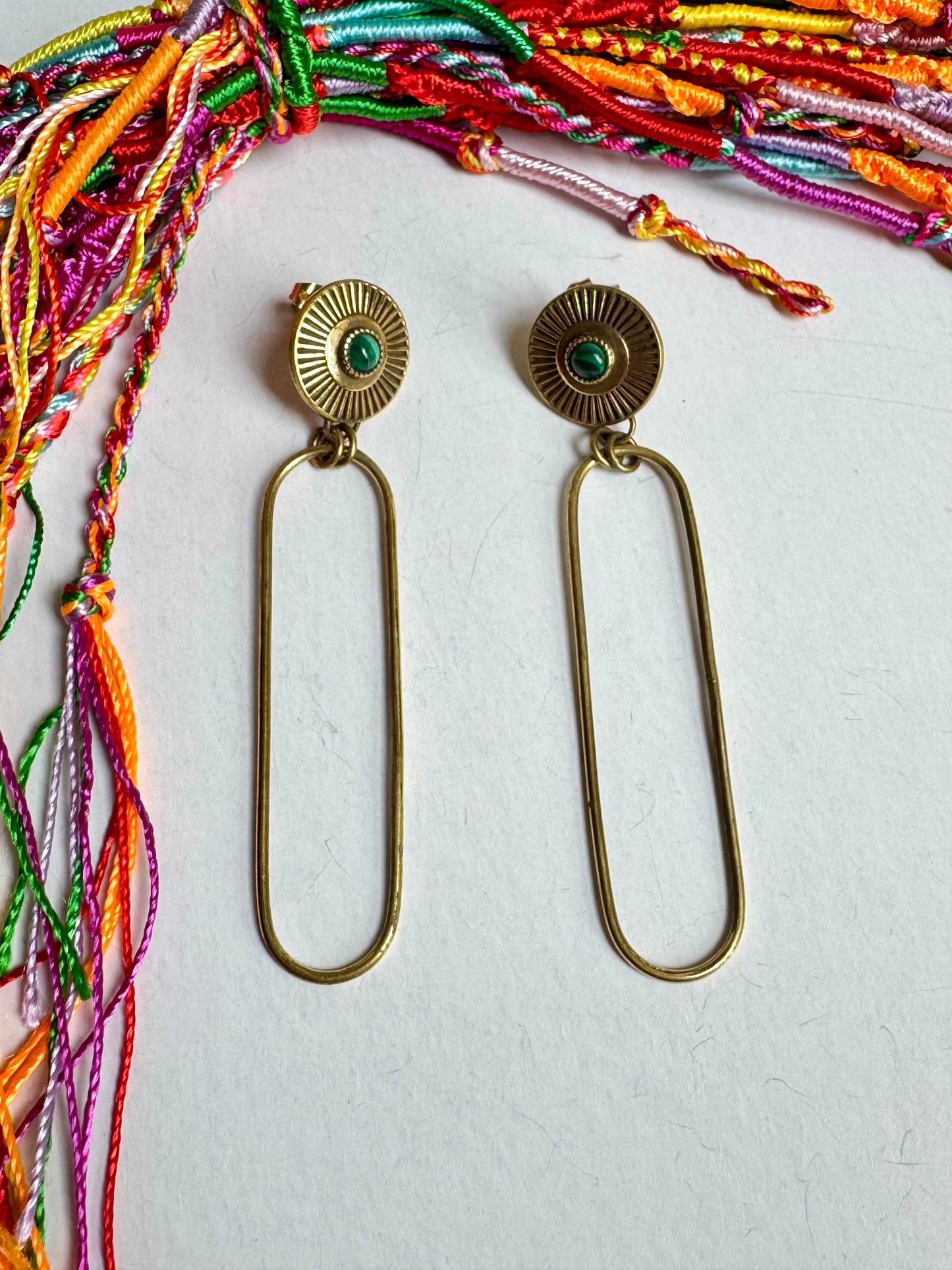 Orecchini boho dorato verde