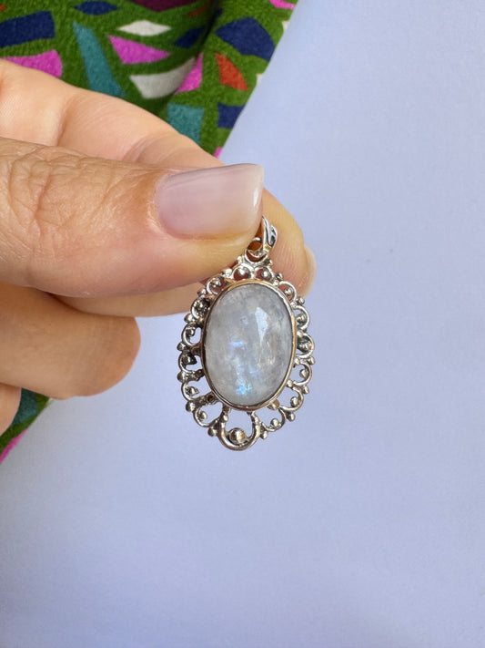 Ciondolo argento 925 pietra di luna arcobaleno 47K