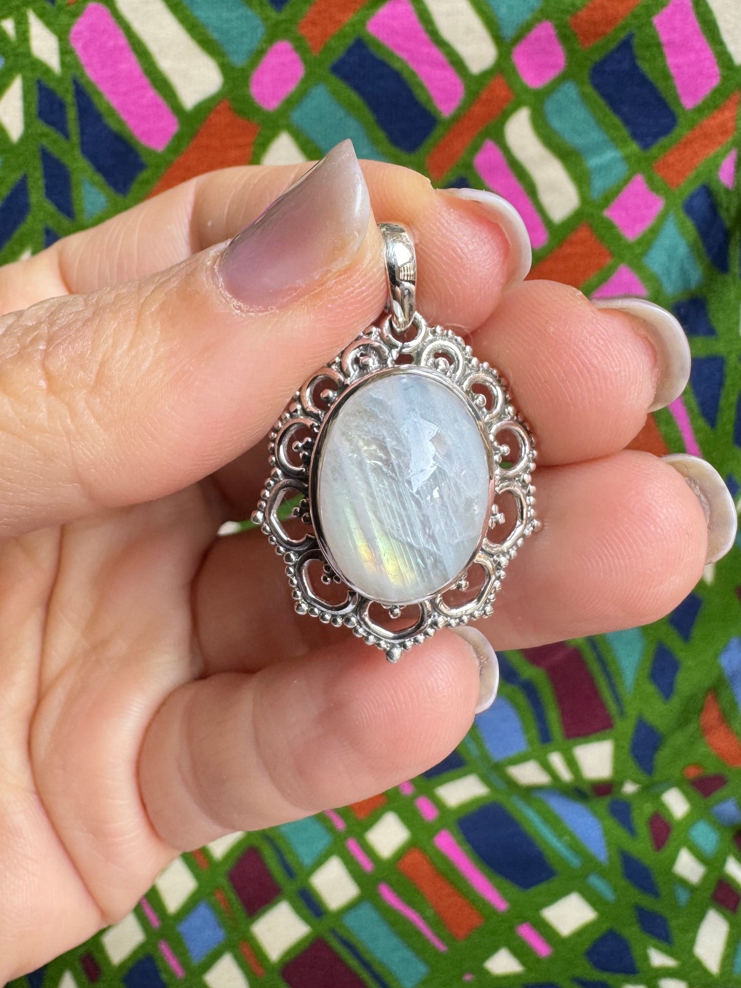 925 Silver Rainbow Moonstone Pendant 16L