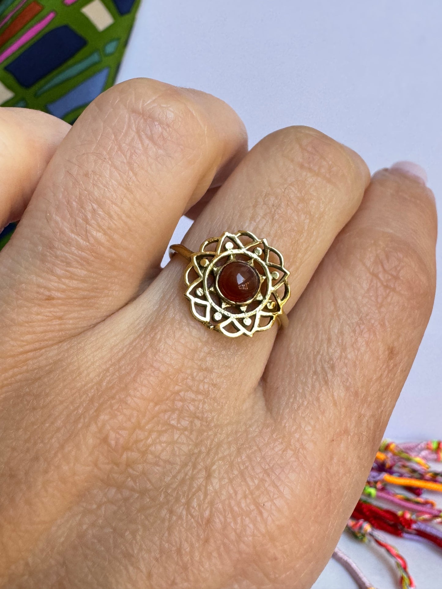 Anello boho dorato rosso