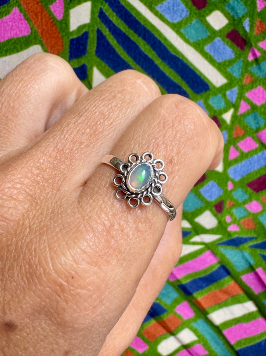 925 silver ring with white opal, size 20 - G32