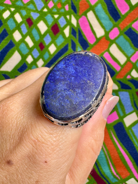 Antique vintage lapis lazuli hard stone ring
