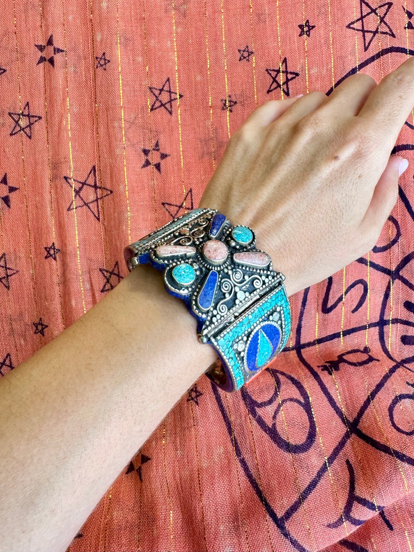 Vintage Nepalese pink and blue turquoise flower bangle bracelet