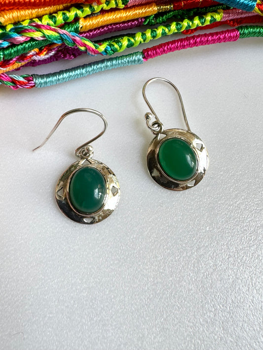 Ohrringe aus 925er Silber mit grünem Onyx