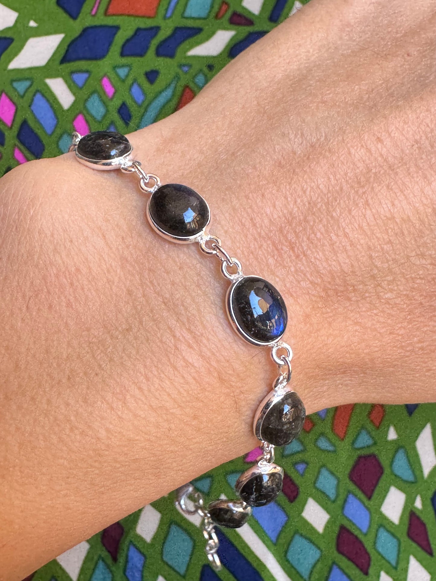 Defective 925 silver labradorite B57 rigid bracelet