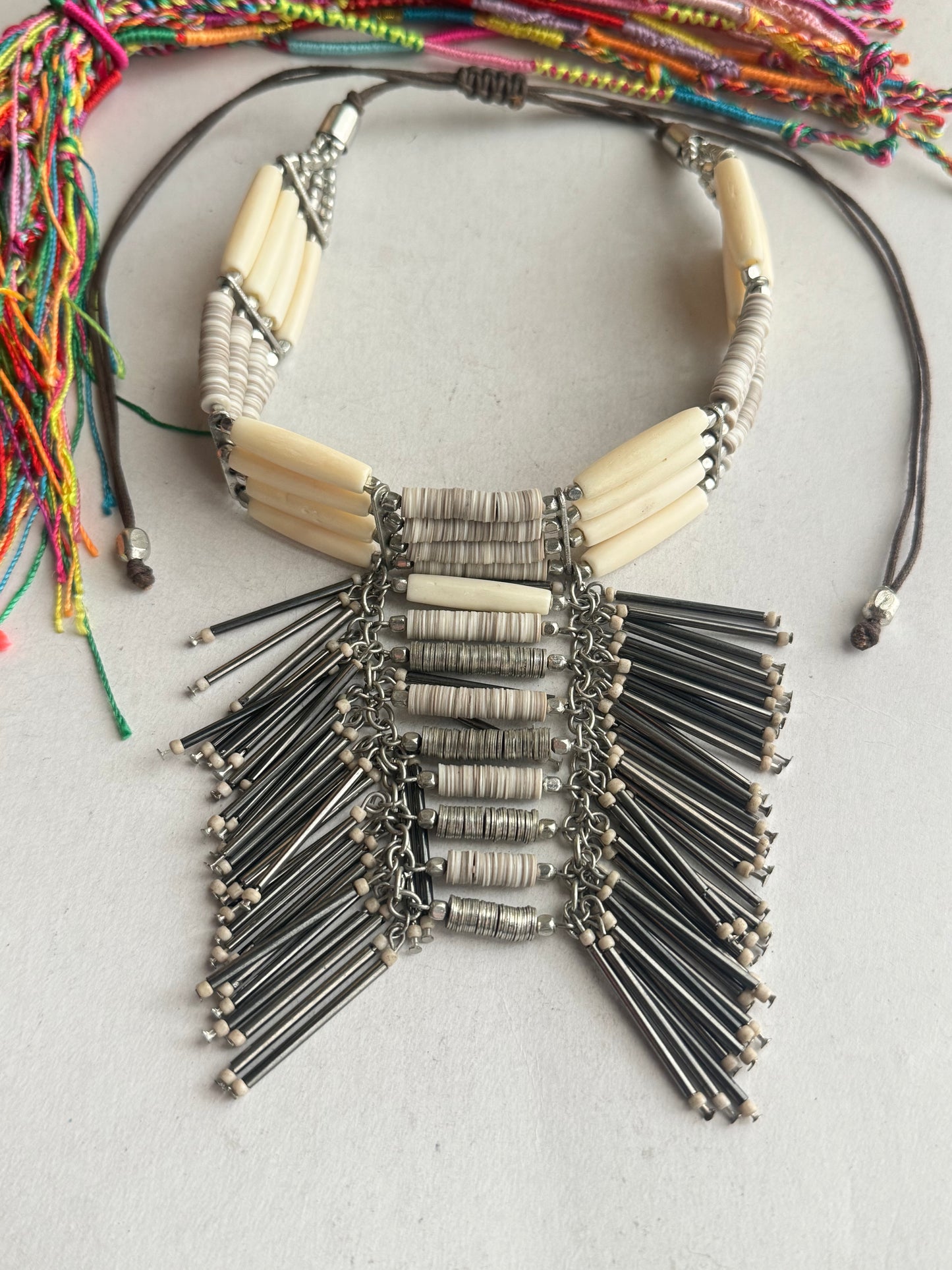 American Indian style collar