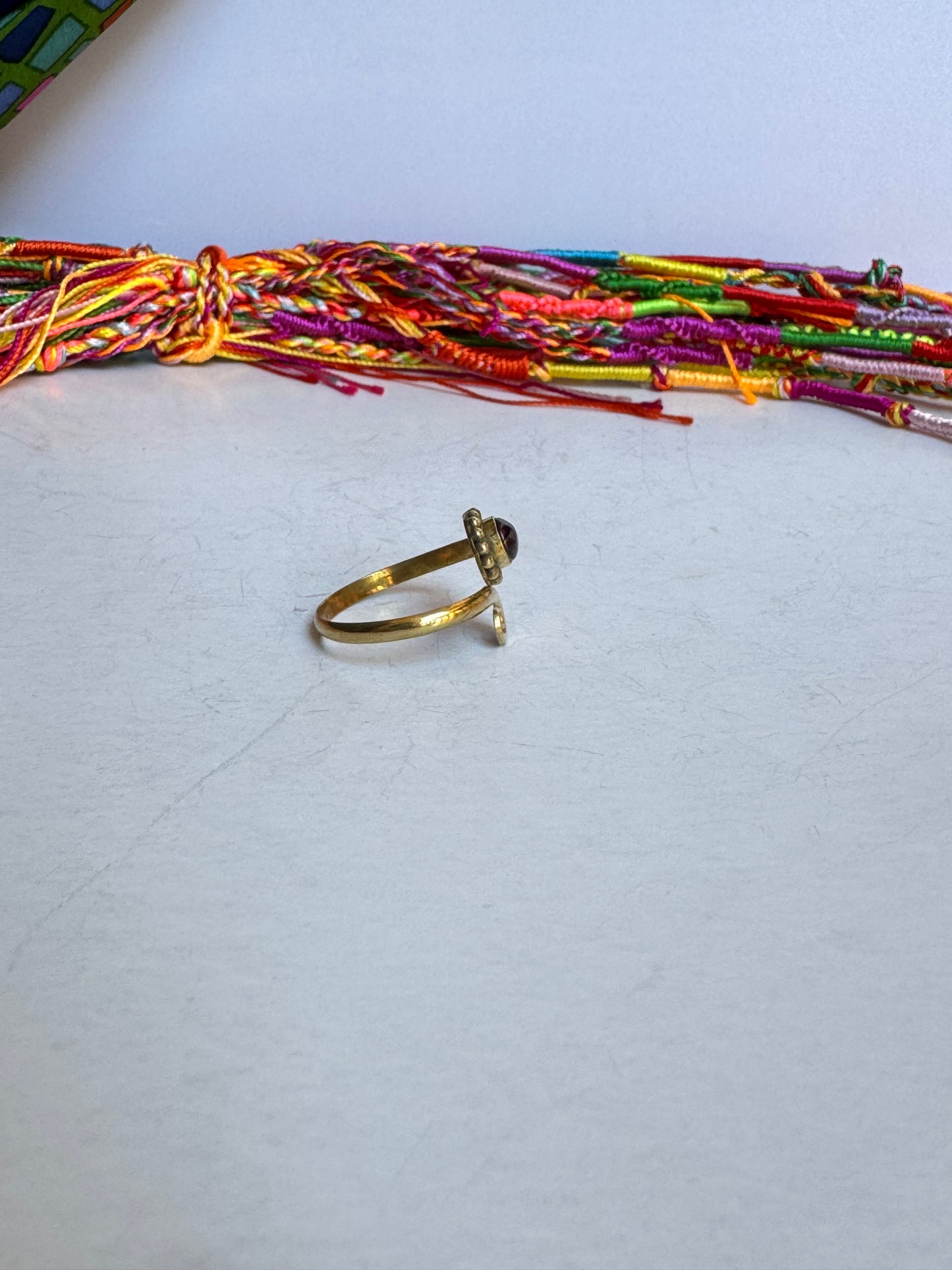 Anello boho dorato rosso