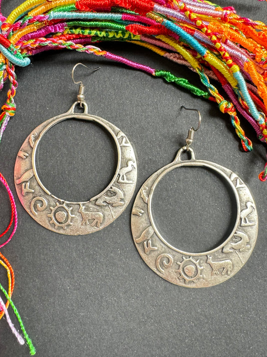 Zamak circle rock painting earrings