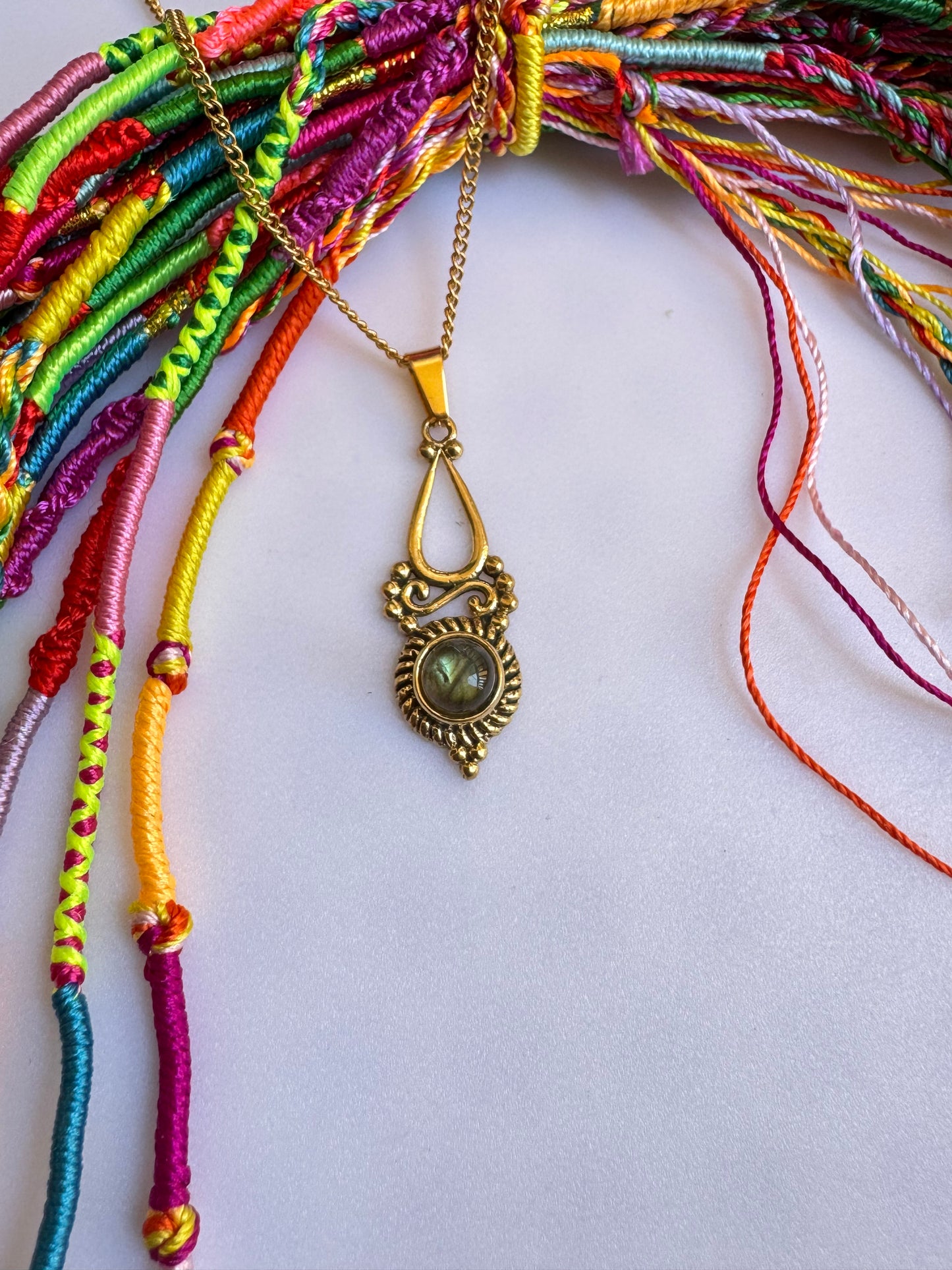 Golden necklace with labradorite pendant