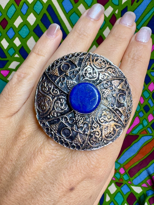 Antiker Vintage-Ring aus Lapislazuli-Hartstein