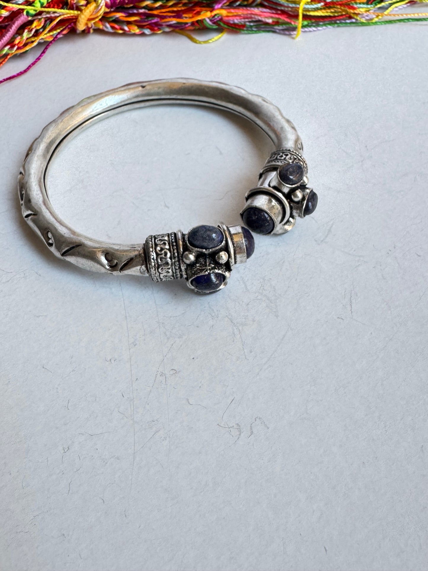 Bracciale boho argentato blu