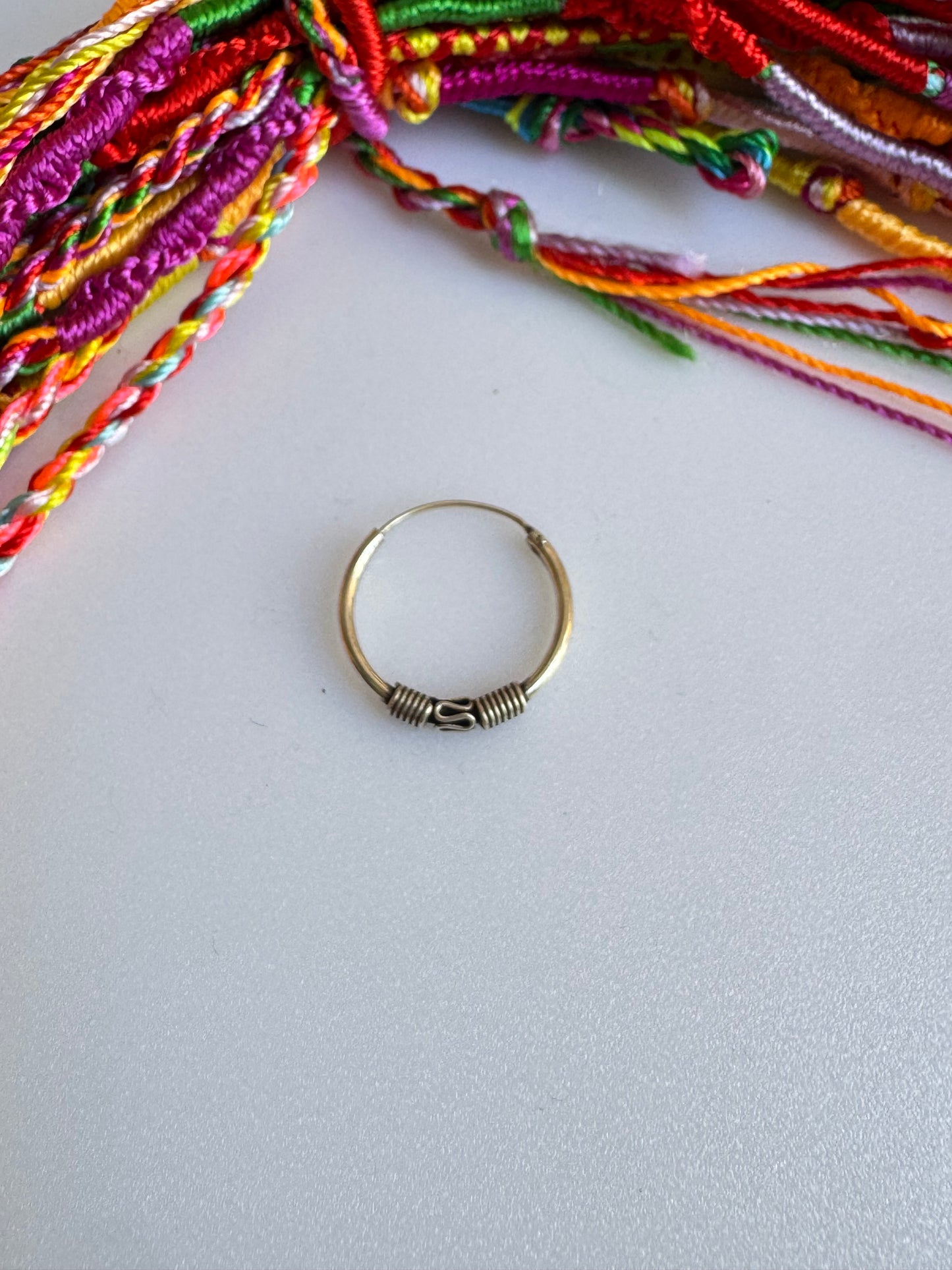 Orecchino singolo cerchio boho argento 925 1,6 cm W31 difettato