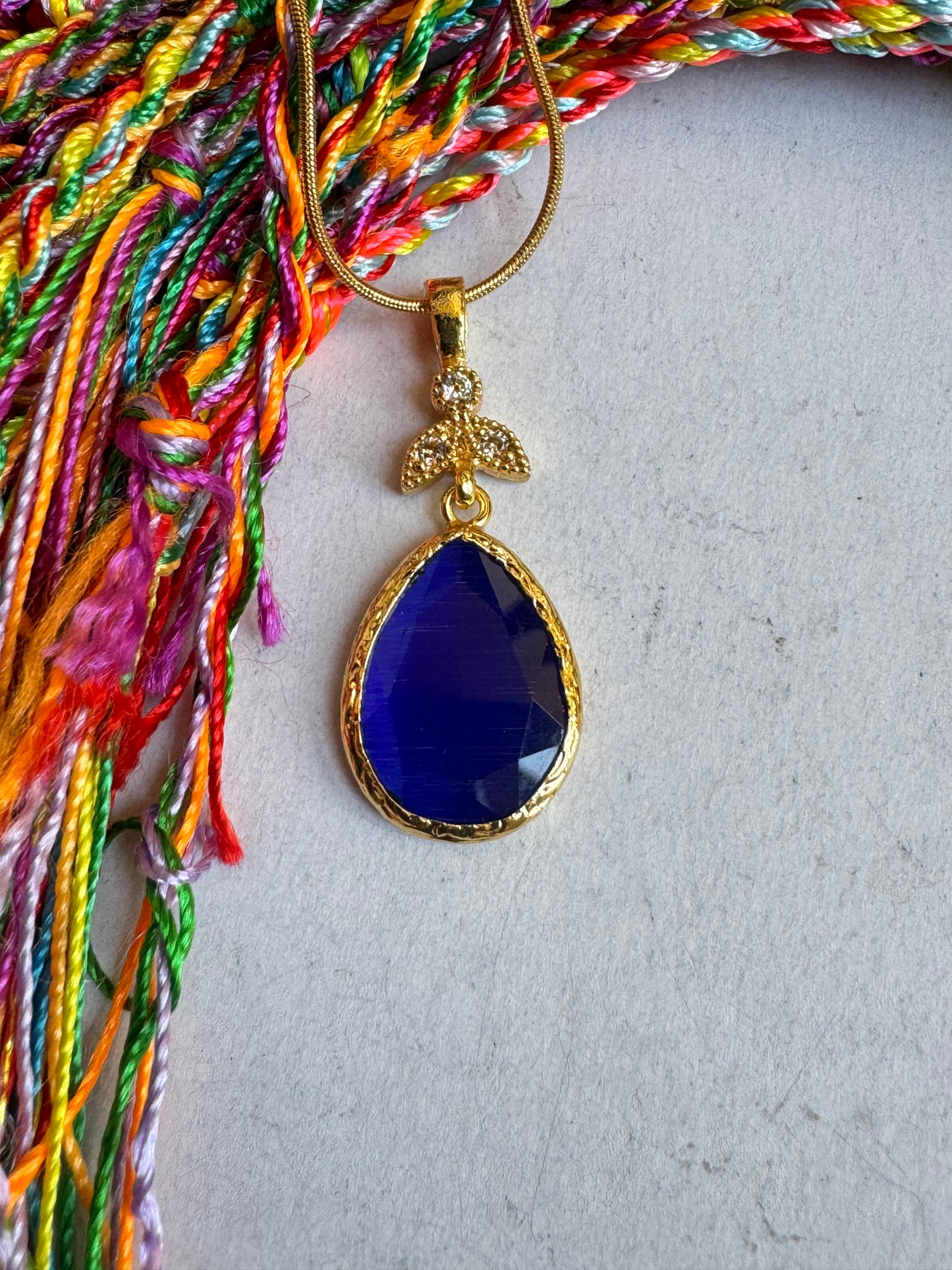 Blue drop stone pendant